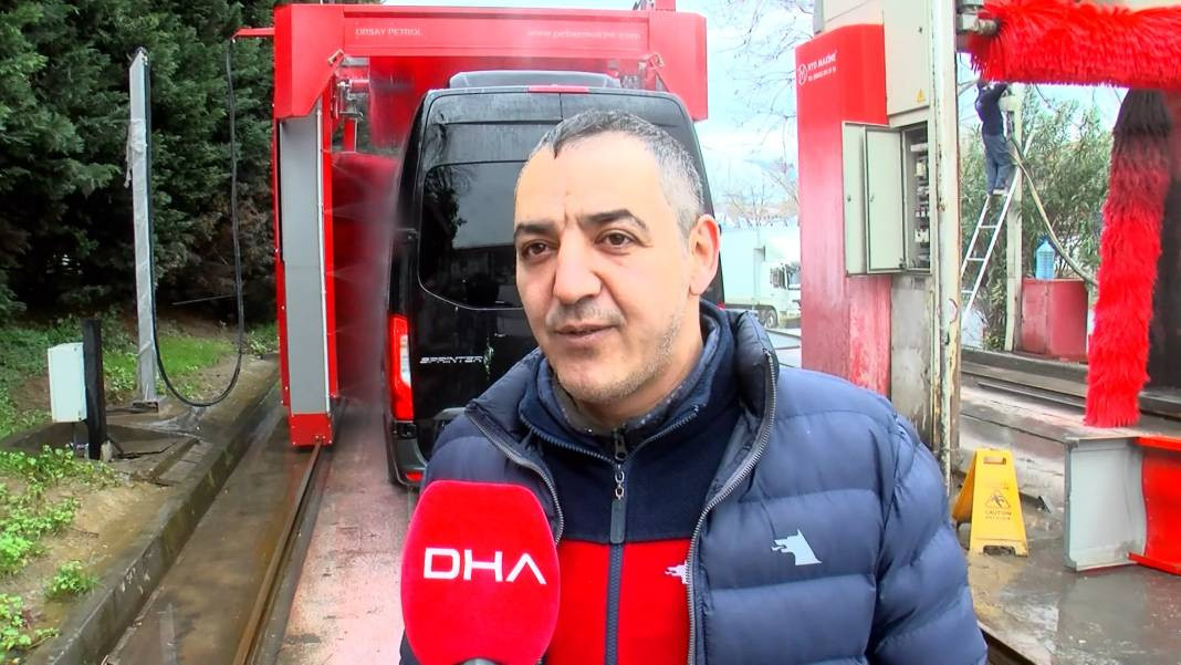 İstanbul’a gökten çamur yağdı! Oto yıkamacılar bayram etti - Resim: 10